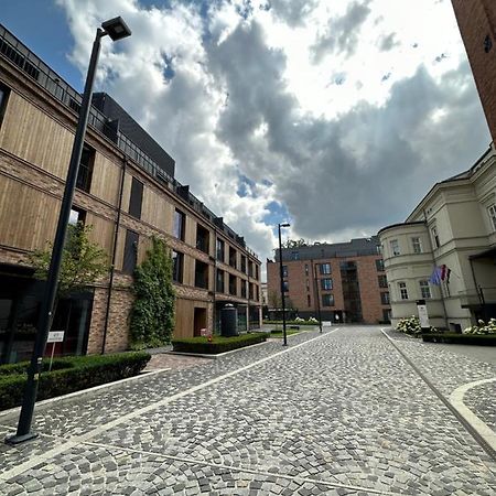 Browar Lubicz- 5Min Walk To The Old Town, Garage Cracóvia Exterior foto