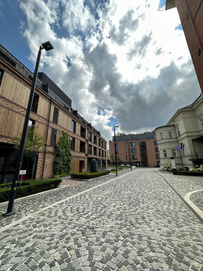 Browar Lubicz- 5Min Walk To The Old Town, Garage Cracóvia Exterior foto